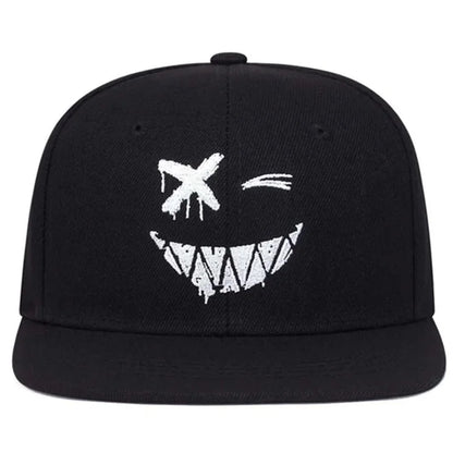 „Hip Hop“ vyriškos kepurės. Individualizuotos siuvinėtos beisbolo kepurės. Reguliuojamos medvilninės „snapback“ kepurės. Pavasario ir vasaros lauko kepurės nuo saulės. Laisvalaikio kepurės