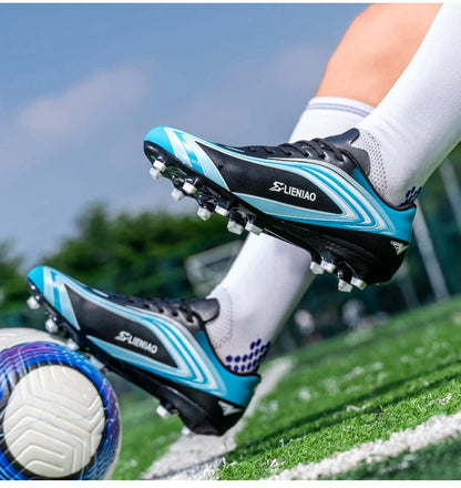 Nouvelles chaussures de football pour hommes, crampons de terrain antidérapants, chaussures de football pour l'entraînement, baskets de haute qualité, futsal, intérieur, vente chaude, extérieur