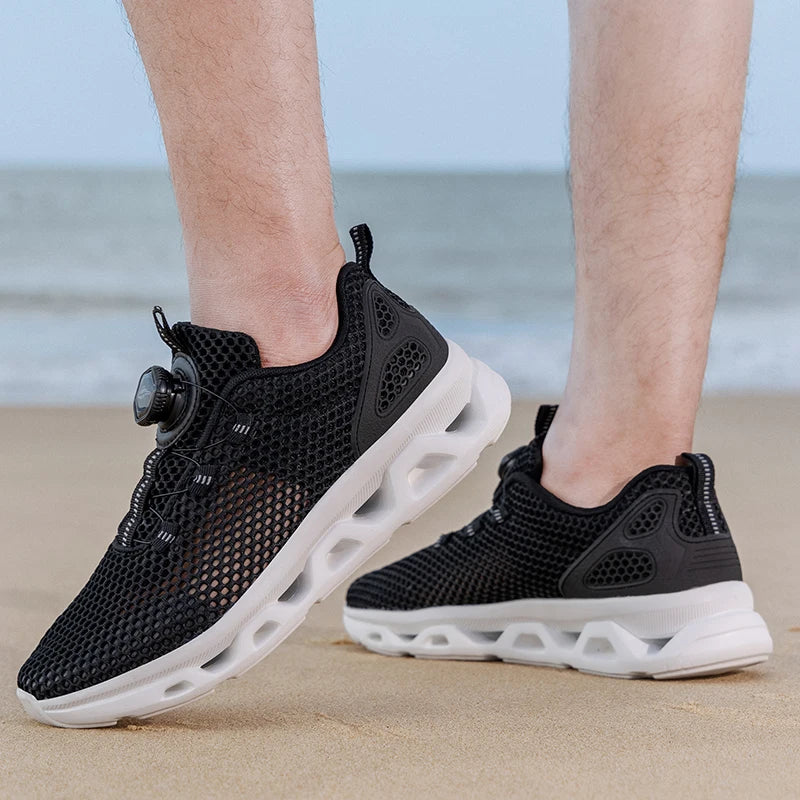 Unisex sneldrogende barefoot-waterschoenen voor watersporten in de buitenlucht, riviertrekking, wandelen langs beekjes, varen; lichtgewicht met draaibare gesp