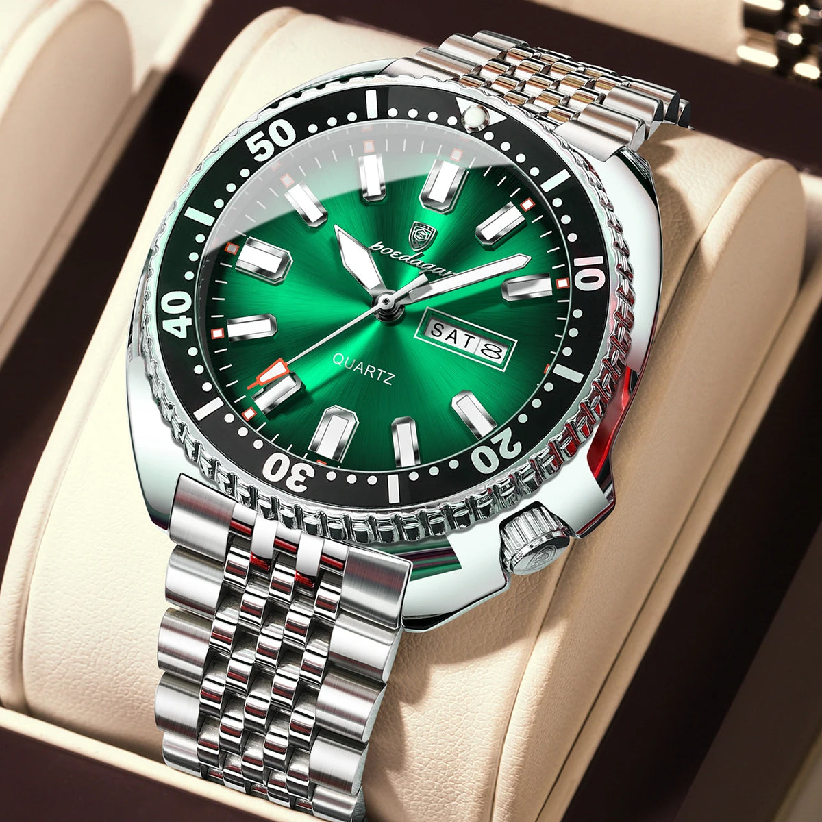 POEDAGAR luxury men’s watch, business style, with date and day of the week, water-resistant and luminous, made of stainless steel and powered by a quartz movement.