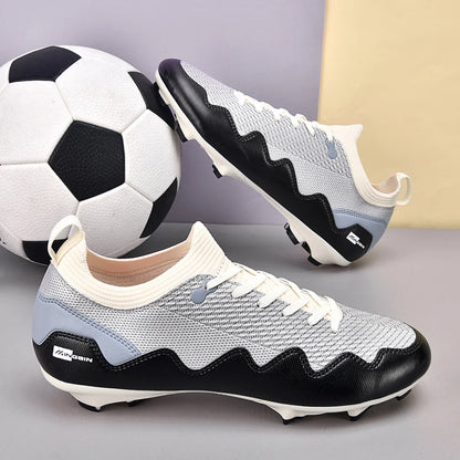 Nouvelles chaussures de football pour hommes, baskets TF/FG, vente flash, chaussures de futsal de haute qualité, chaussures de football professionnelles, crampons pour femmes, ultra-légères, unisexes