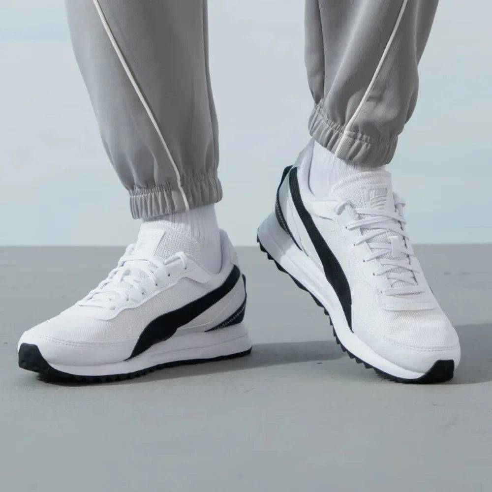 PUMA Road Rider Chaussures décontractées unisexes à tige basse avec amorti sur plateforme, légères et durables 397432-05