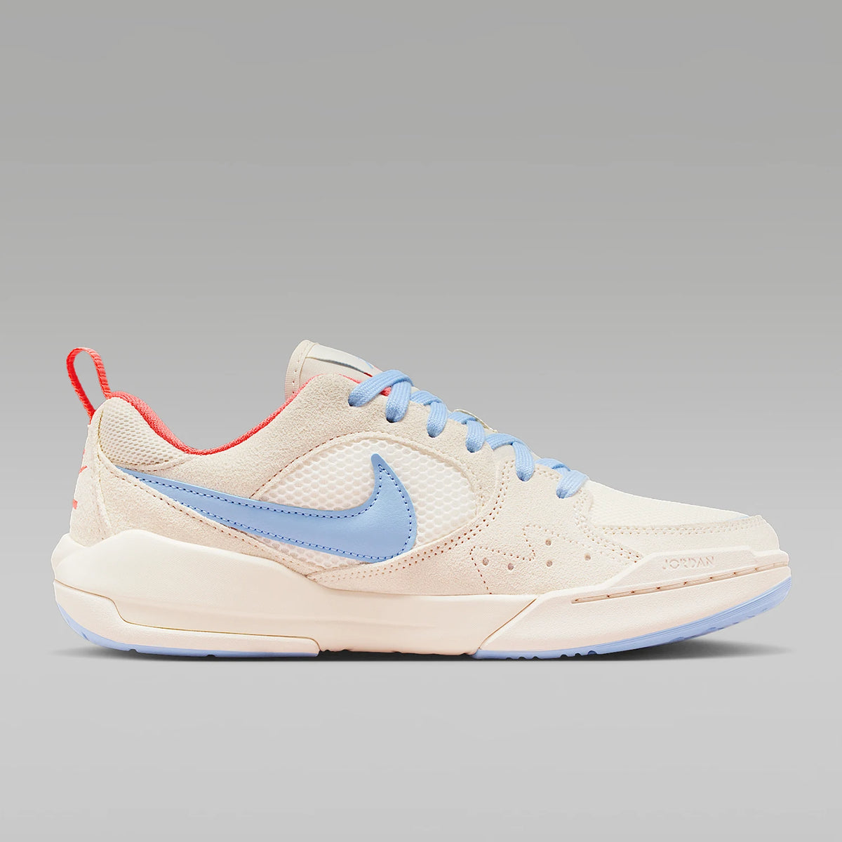 Nike Authentic JORDAN damskor, låga snörskor, slitstarka vardagsskor HJ6778-100