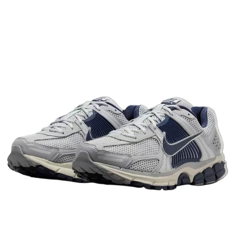 Nike Zoom Vomero 5 sneakers basse casual, comode e traspiranti, per commuting e running, stile unisex FB9149-003