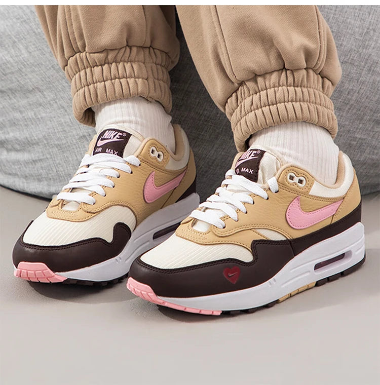 Baskets Nike Air Max 1 87 officielles et authentiques pour femme, style minimaliste, sportif et décontracté, FZ4346-200