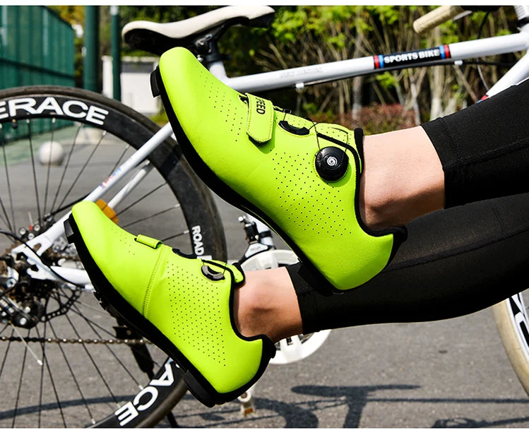 New Unisex Pedal Cycling Shoes, Flat Shoes Suitable for Mountain Sports, Pedal Self-Locking Cycling Shoes, Breathable Cycling Shoes
