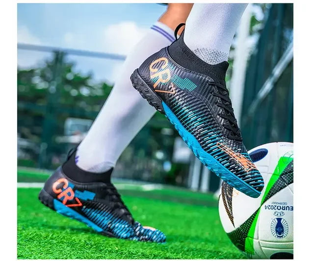 Scarpe da calcio per bambini antiurto sulla punta, chiusura con lacci, tacchetti corti antiscivolo, resistenti all’usura e traspiranti, per partite su erba all’aperto