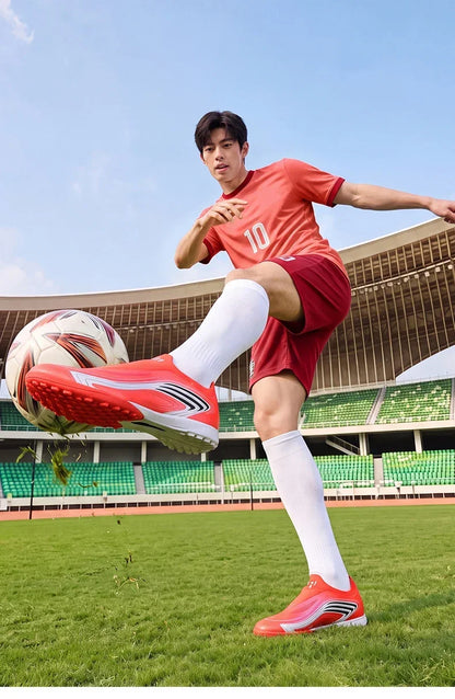 Nouvelles chaussures de football pour hommes TF/FG, modèle professionnel unisexe, très populaires, chaussures de futsal ultra-légères, chaussures de football de haute qualité, chaussures de sport pour femmes.