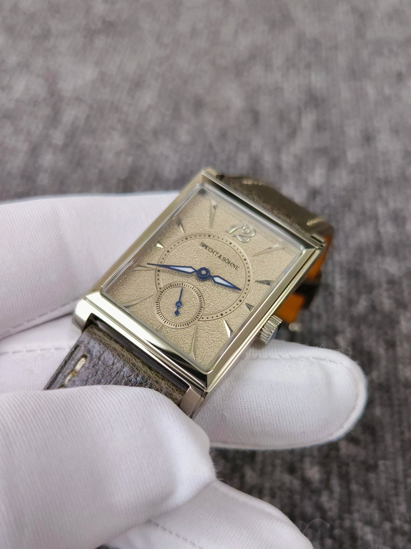 2026 Specht&Söhne Ultra Thin 7.5mm Rectangular Watch Japan Quartz Movt Small Seconds Sandblasted Dial Grey Leather Strap Watch