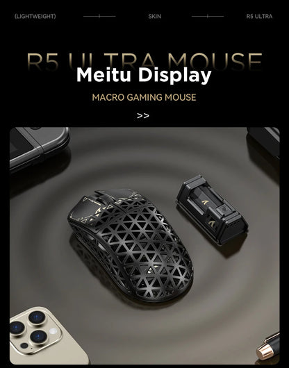 ATTACK SHARK R5 Ultra bežični gaming miš od karbonskih vlakana, gaming senzor PixArt PAW3950MAX, 42000DPI, 8000Hz, MCU Nordic 52840