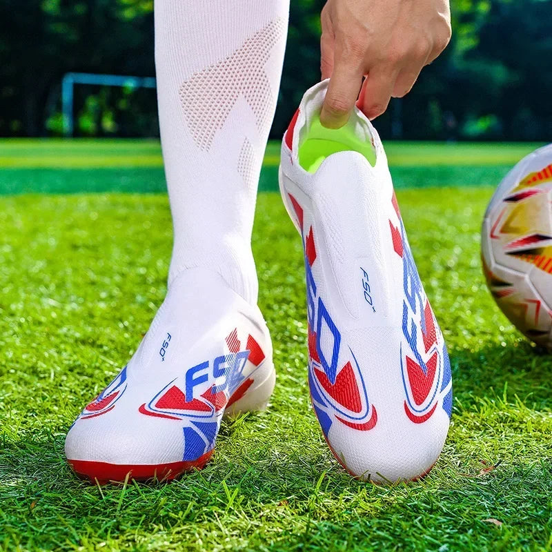 Nouvelles chaussures de football pour hommes, crampons mi-montants de haute qualité, légères, antidérapantes, pour l'extérieur et l'entraînement sur gazon, modèle très vendu