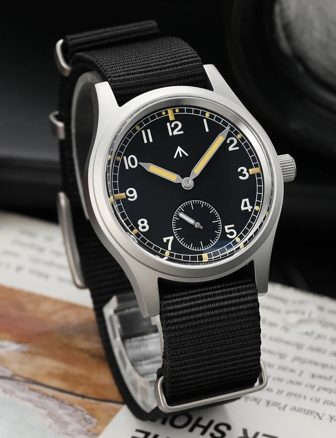 Militado D12 Quartz Watch Men VD78 Movement Domed Sapphire Crystal V2 Clear AR Coating Wristwatch 10Bar Water Resistance Watch