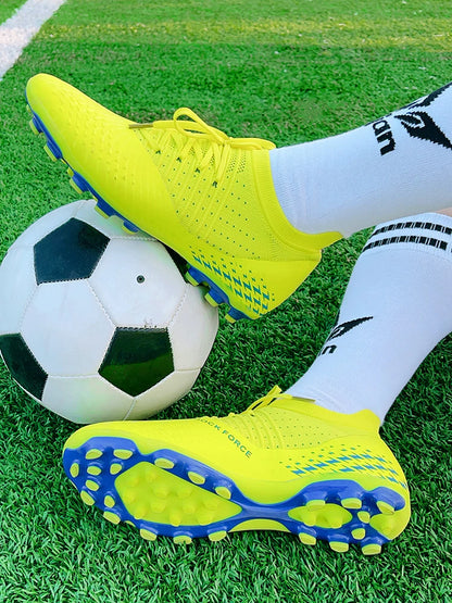 Men Football Cleats Fashion Youth Soccer Shoes Knit Football Training Trainers Breathable Society Campo Non-Slip Sports Footwear