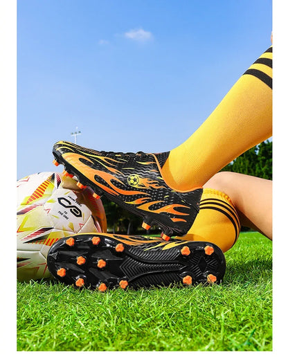 Chaussures de football professionnelles pour hommes, chaussures de sport pour jeunes, avec soutien de la cheville, crampons pour le football, chaussures de sport pour matchs en extérieur et entraînements, antidérapantes et