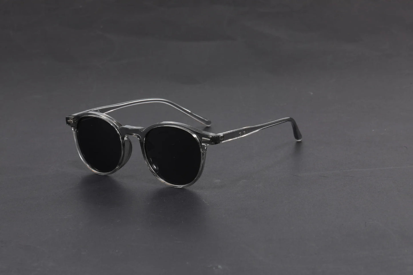 GENEVIEVE Simple Geometric Round Frame Design Women Men Polarized Sunglasses UV Protection Customizable Prescription 1080