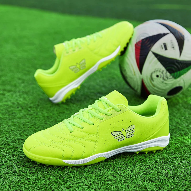 Nouvelles chaussures de football pour hommes, crampons de match, bottes de football TF/FG, baskets unisexes ultralégères pour gazon, vente chaude, haute qualité, professionnelles