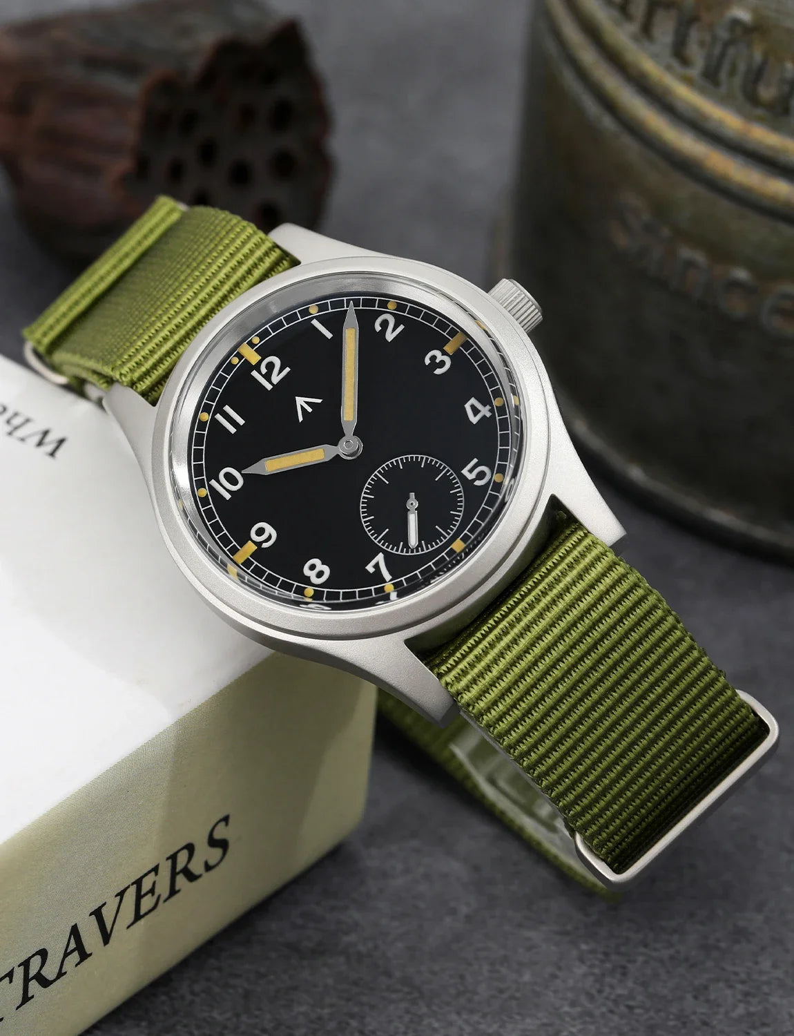 Militado D12 Quartz Watch Men VD78 Movement Domed Sapphire Crystal V2 Clear AR Coating Wristwatch 10Bar Water Resistance Watch