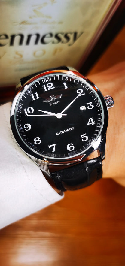 Classic men’s watch – Retro style with date display and blue hands, automatic mechanical movement, prestigious brand, steel case and leather strap
