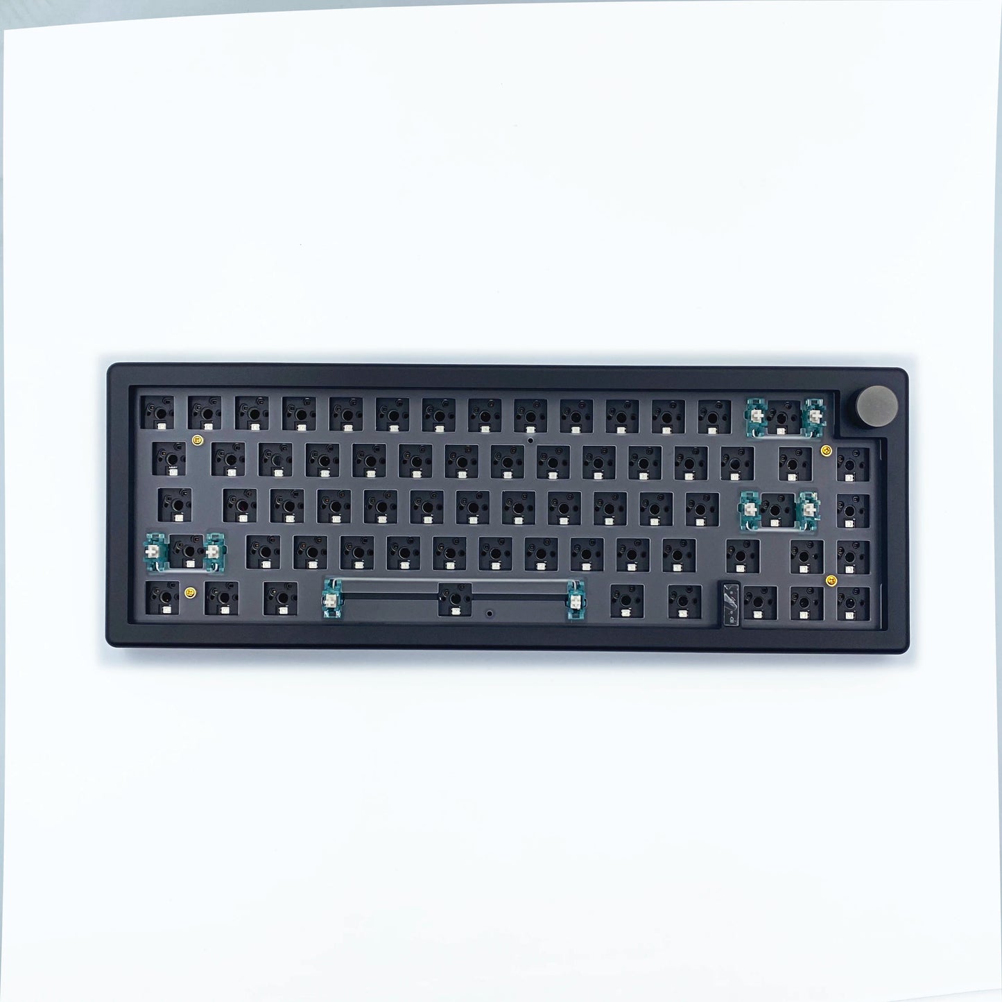 Kit de teclado mecânico personalizado GMK67 65% Gasket Bluetooth 2.4G sem fios hot-swappable com retroiluminação RGB