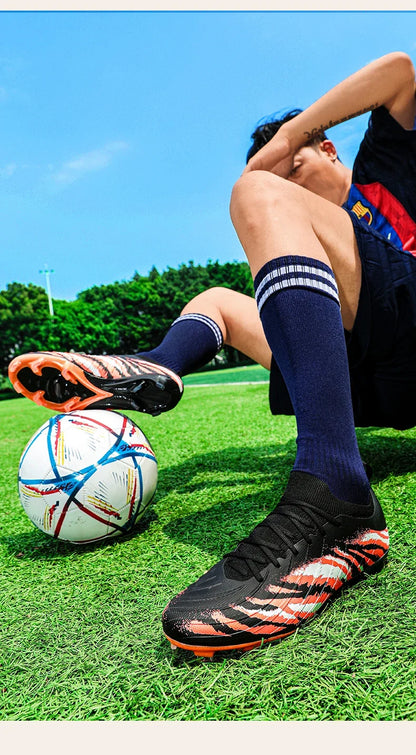 Neue Fußballschuhe für Herren, ultraleichte rutschfeste Outdoor-Sportschuhe für Erwachsene, Unisex-Fußballschuhe für Spiele, bequeme hochwertige Stollenschuhe für Rasen