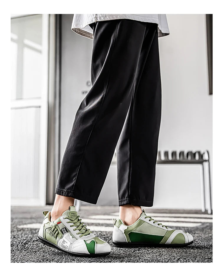 Chaussures de sport décontractées respirantes en maille color-block noir et gris pour hommes, chaussures d'été fines rétro Forrest Gump, chaussures légères à semelle souple, absorbant les chocs, antidérapantes, polyv