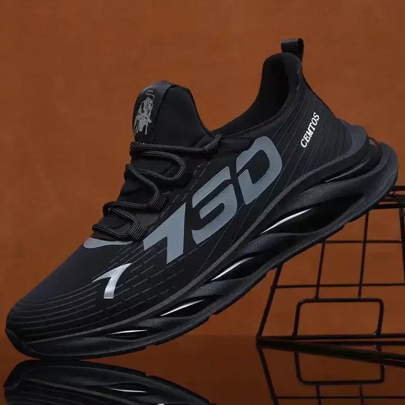 New Summer Mens Breathable Mesh Running Shoes Lightweight Sports Sneakers Fashion Trendy Brand