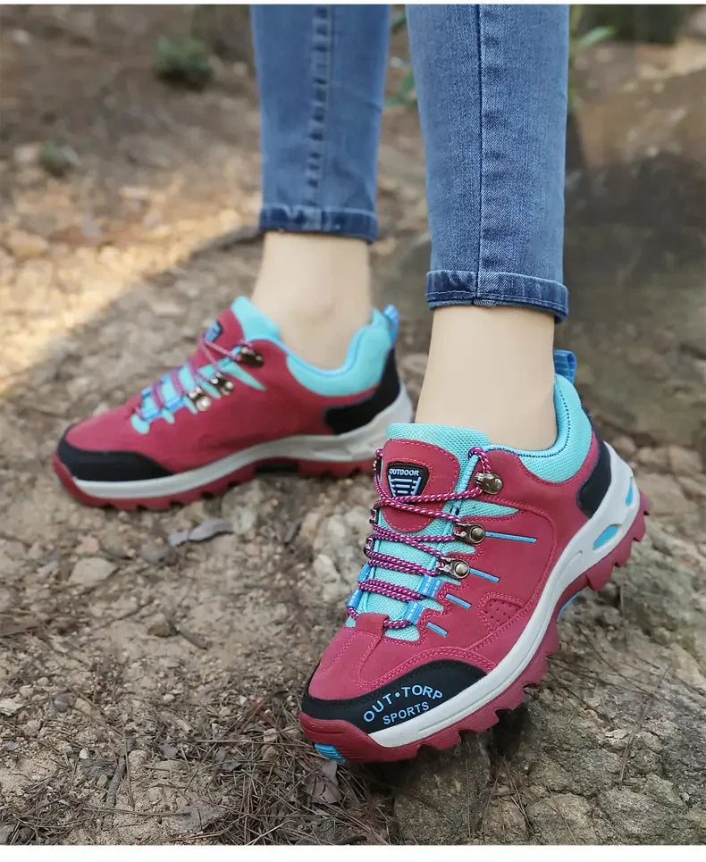 Retro Style Men Sports Shoes Autumn and Winter Short Boots Anti Slip Hiking Shoes Suitable for Ankle Boots Urban Commuting 2025
