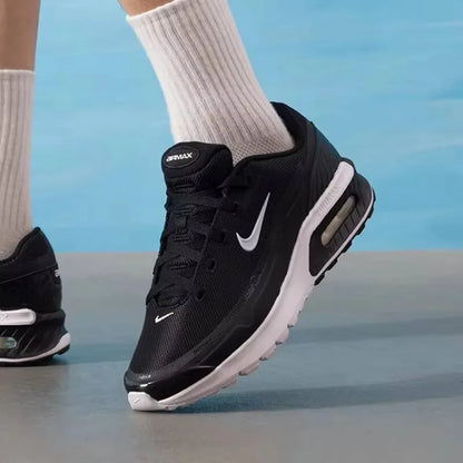 Nike DM0829-001, baskets d'entraînement pour hommes, technologie Air Max pour l'absorption des chocs, semelle antidérapante, chaussures de sport pour hommes, idéales pour la musculation et les activités physiques.