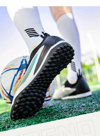 Nuove scarpe da calcio da uomo per esterno con tacchetti, traspiranti, antiscivolo, per adulti, scarpe sportive da calcio con tacchetti lunghi per allenamento, ragazzi e partite, confortevoli