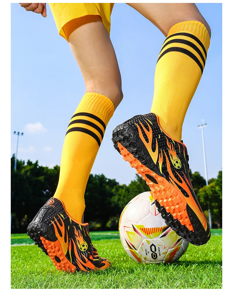 Chaussures de football pour étudiants, chaussures de sport professionnelles pour entraînement sur gazon, antidérapantes, respirantes et confortables pour le football en salle