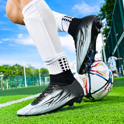 Nouvelles chaussures de football pour hommes, chaussures d'entraînement professionnelles, baskets de match, chaussures de football ultralégères, chaussures de sport pour l'extérieur, antidérapantes, unisexes