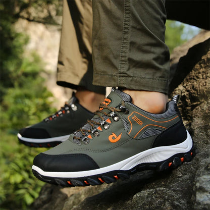 Sapatos casuais em pele para homem, ténis leves de caminhada para primavera, outono e inverno
