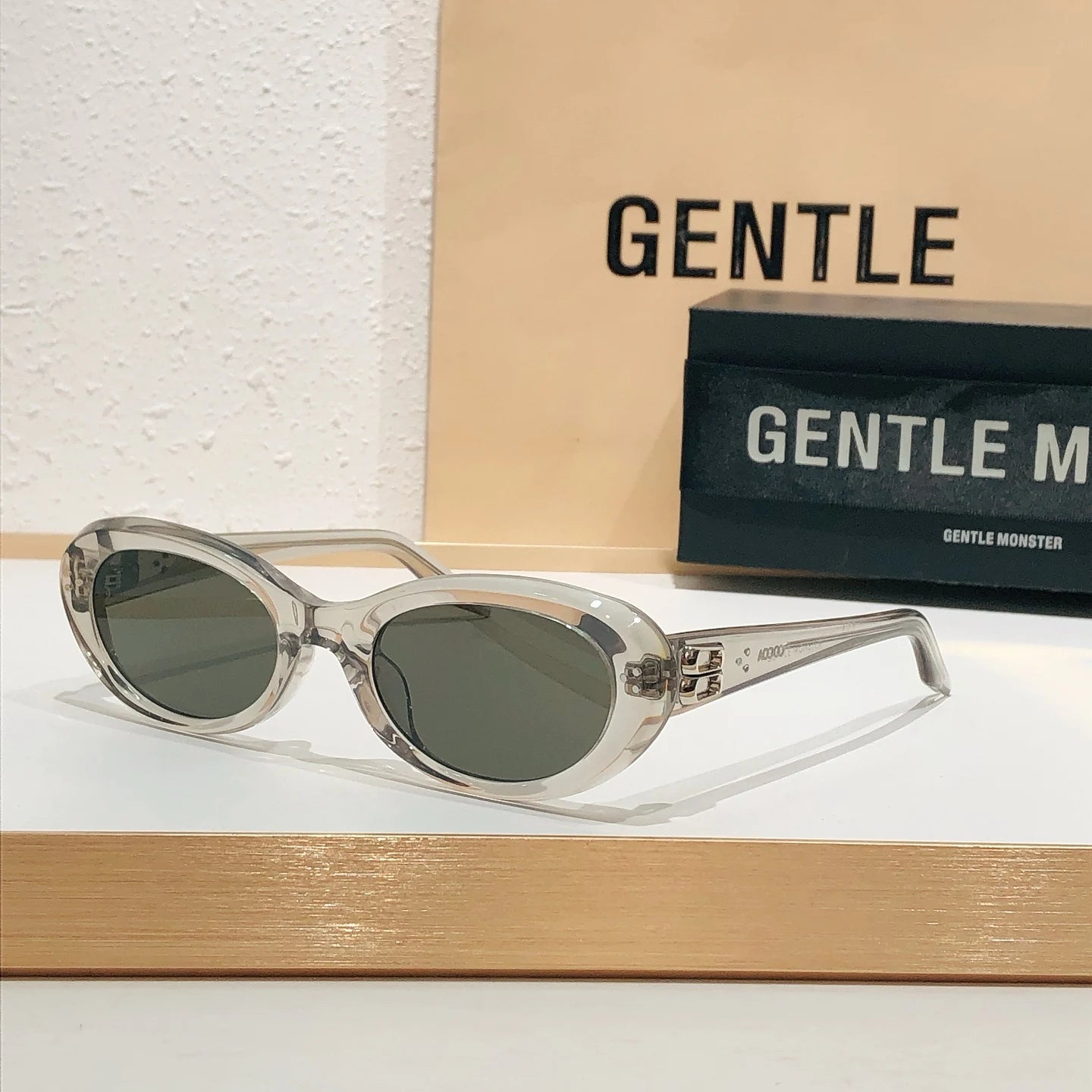 GENTLE MONSTER COCOA Luxury Leisure Men Sunglasses Trendy Acetate Frame Uv400 Classical Vintage Women Eyeglasses Random Case