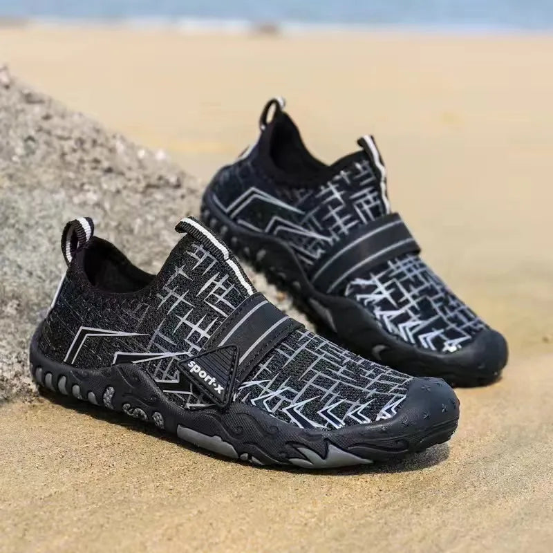 Neue schnelle Strand- und Tauchschuhe für Kinder, Jungen und Mädchen, Qianjiang Schwimmschuhe, Indoor-Fitness-Bodenschuhe, Badeschuhe 29-38#